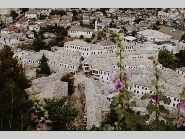 1-gjirokastra-old-quartier-aeral-view.webp